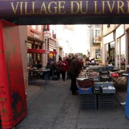 superbe appartement de 40m2 avec parking gratuit sur place Cuisery Extérieur photo